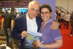 Com o jornalista Lasier Martins, na Fenac - 2011