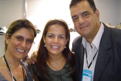 Ana e De Zotti com a atriz da Globo, Nívea Stelmann