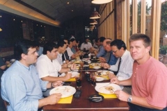 Com o ex-tenista e técnico Ivan Kley