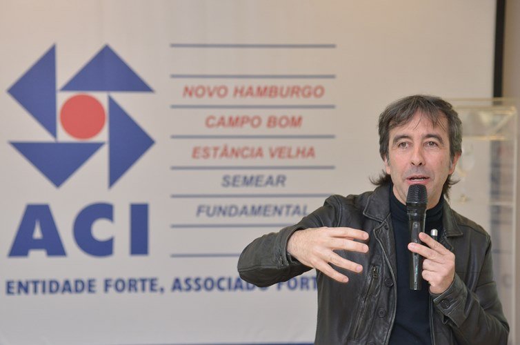 A demanda interna é que fará a economia crescer. As perspectivas para o segundo semestre foram tratadas durante o Prato Principal da ACI