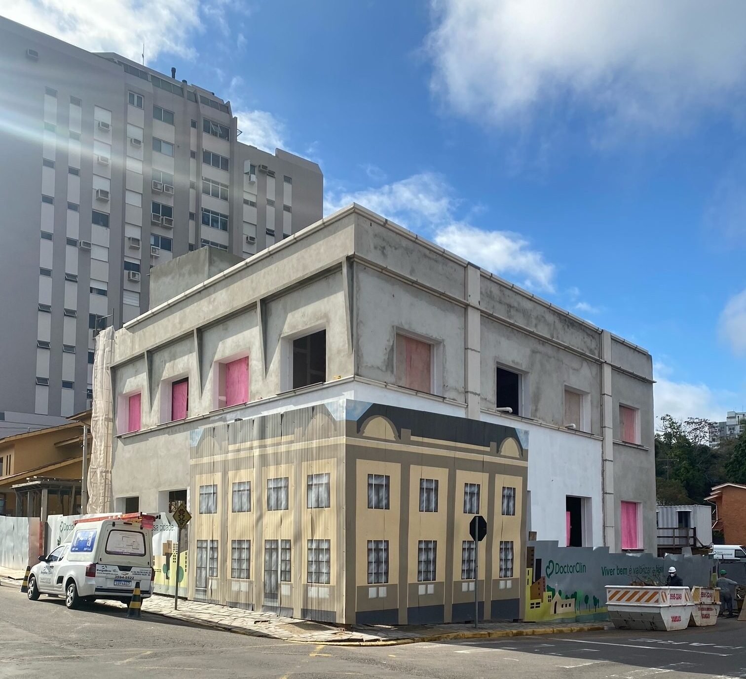 Doctor Clin projeta para novembro a entrega da restauração e inauguração do prédio em Hamburgo Velho
